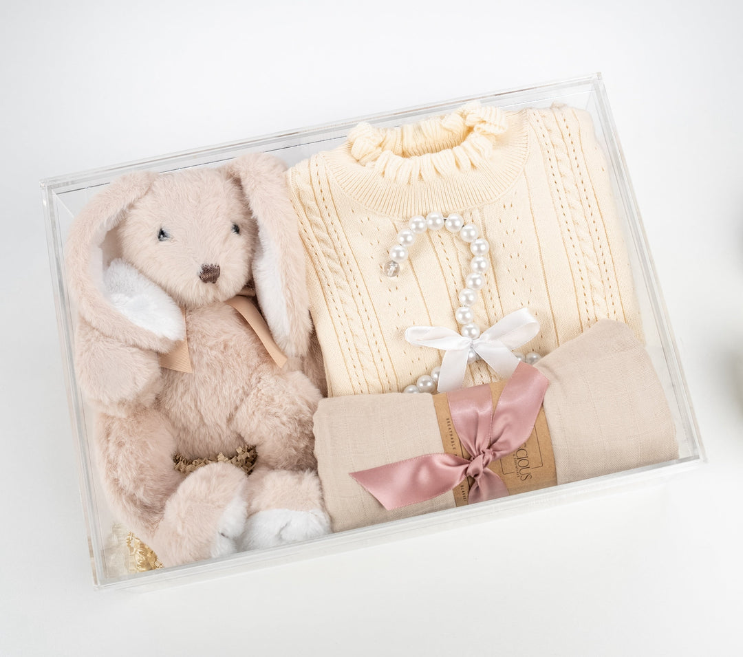 Best Baby Girl Gift Baskets Canada 2026 — Beautiful Gifts She'll Love